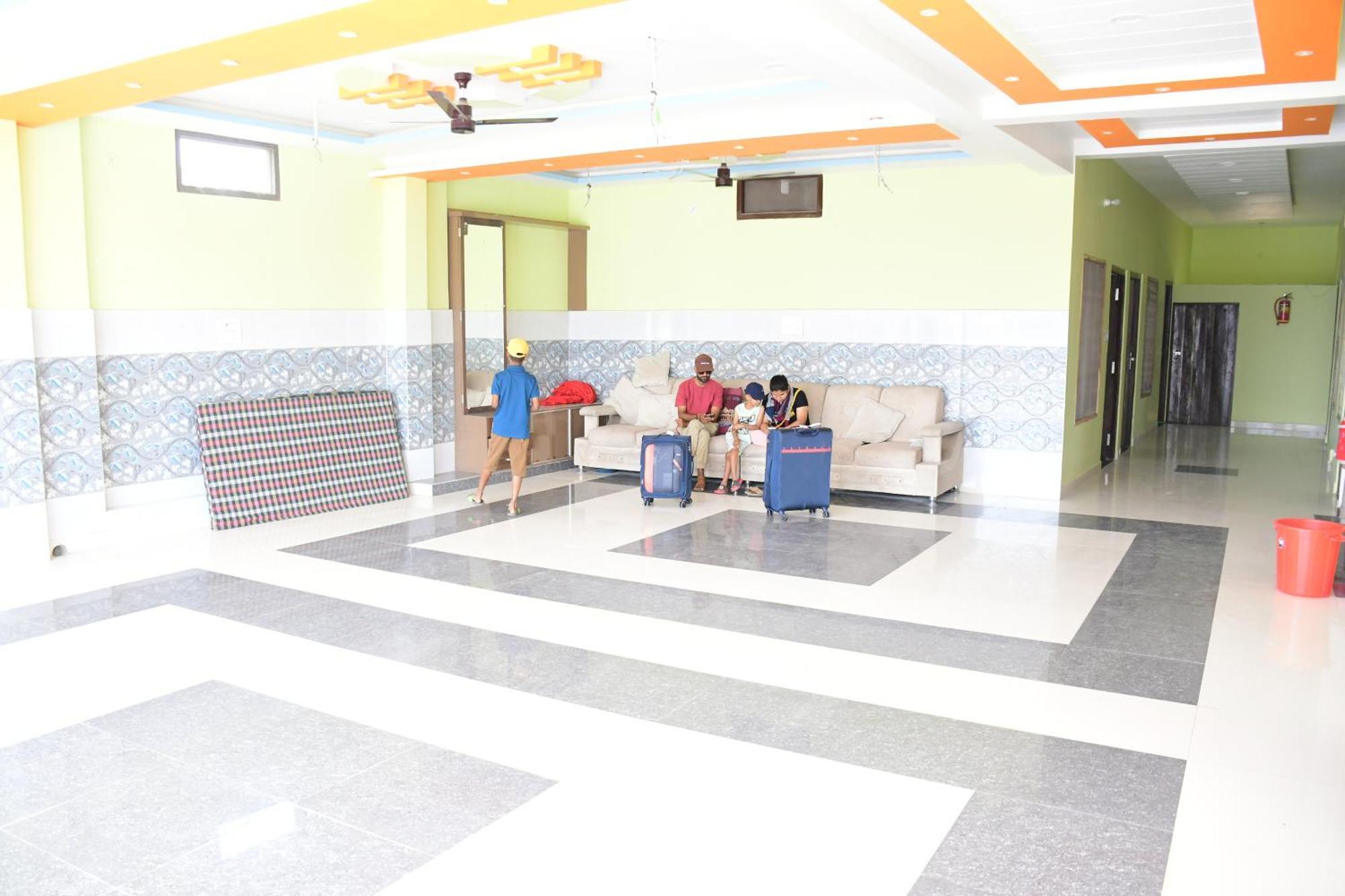 Shree Ram Hotel Ayodhya Exterior foto